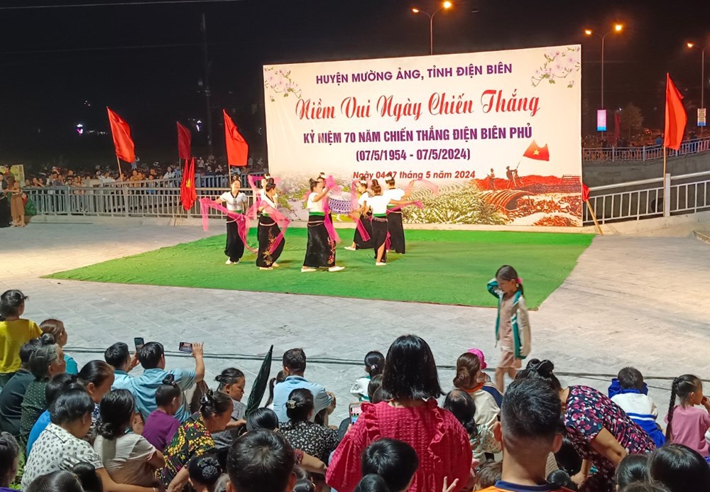 Mường Ảng hân hoan cùng niềm vui chiến thắng - ảnh 4