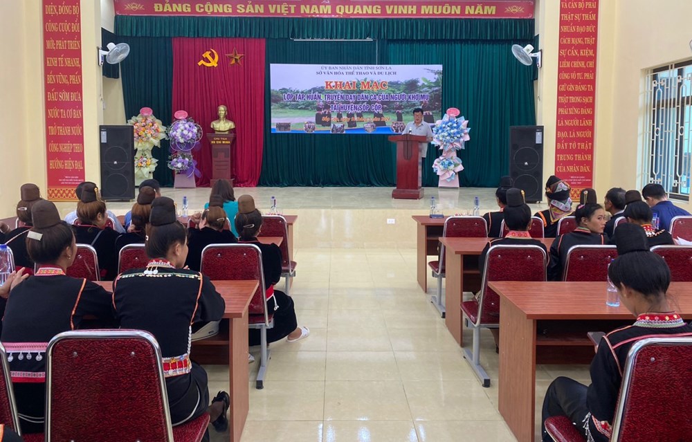 Khơi dậy nét đẹp văn hóa của người Khơ Mú vùng biên giới Sốp Cộp - ảnh 1