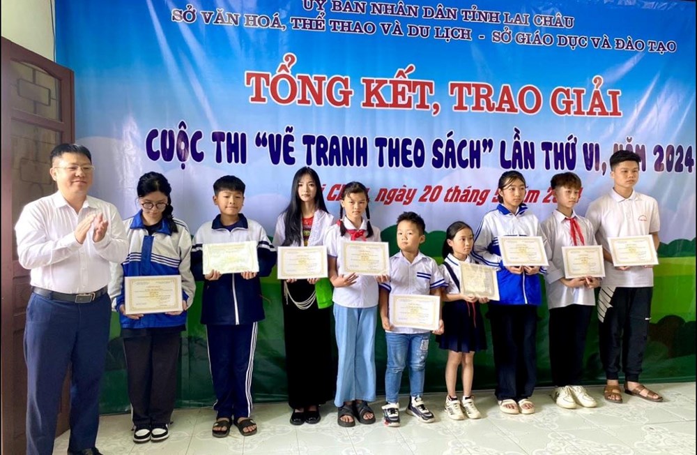 Gieo ước mơ tới các em học sinh qua những trang sách - ảnh 1