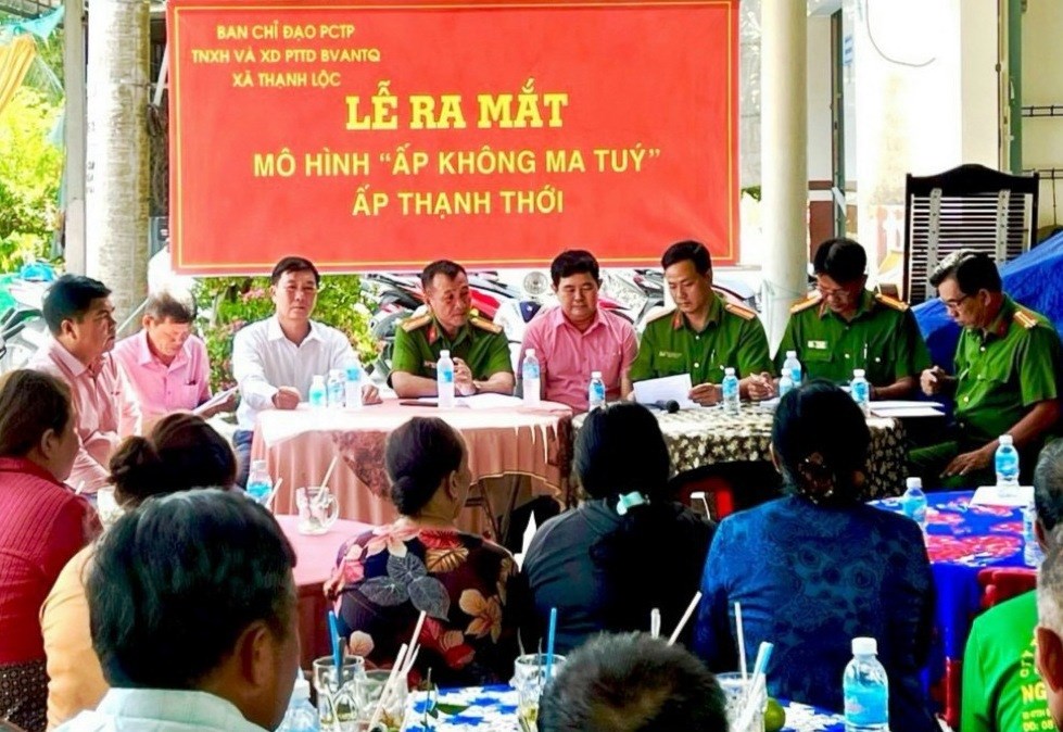 Kiên Giang chung tay xây dựng xã, phường, thị trấn sạch ma túy - ảnh 1