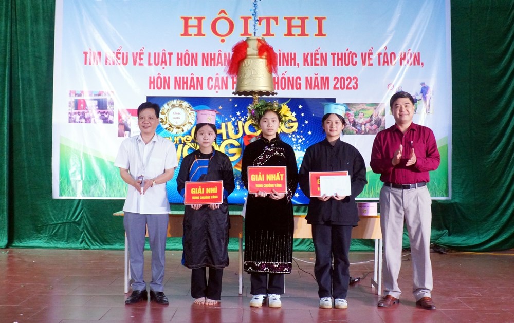 Đẩy mạnh tuyên truyền giảm thiểu tảo hôn và hôn nhân cận huyết thống - ảnh 1