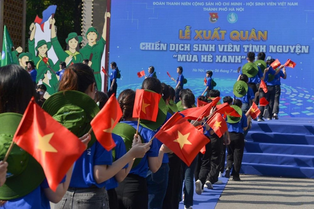 Hà Nội: Xuất quân chiến dịch sinh viên tình nguyện “Mùa hè xanh” 2024 - ảnh 11