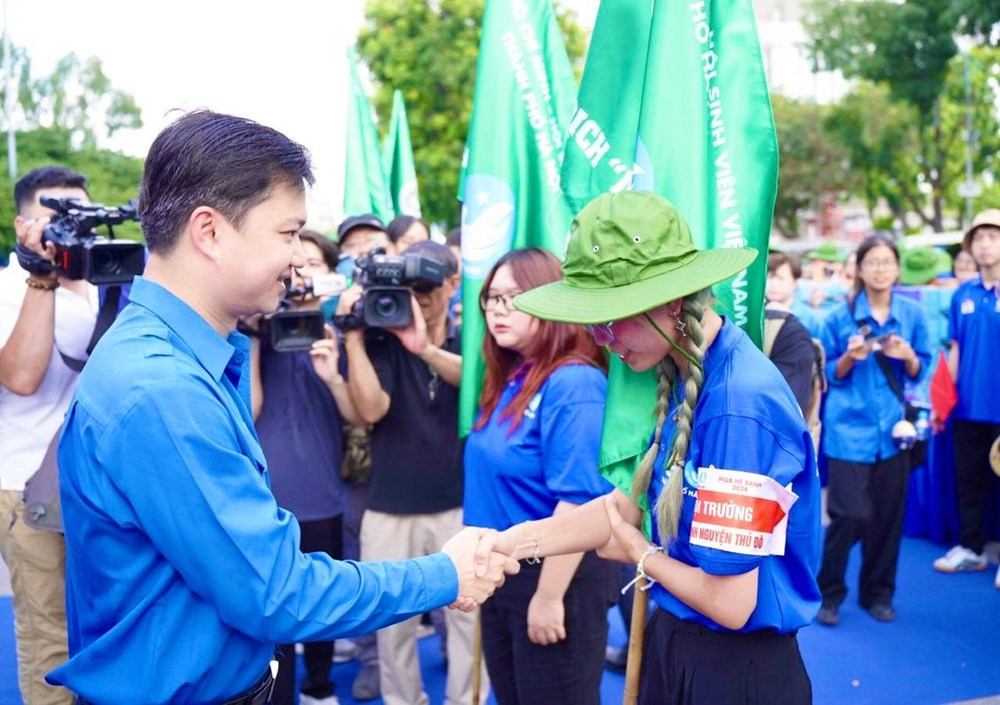 Hà Nội: Xuất quân chiến dịch sinh viên tình nguyện “Mùa hè xanh” 2024 - ảnh 12
