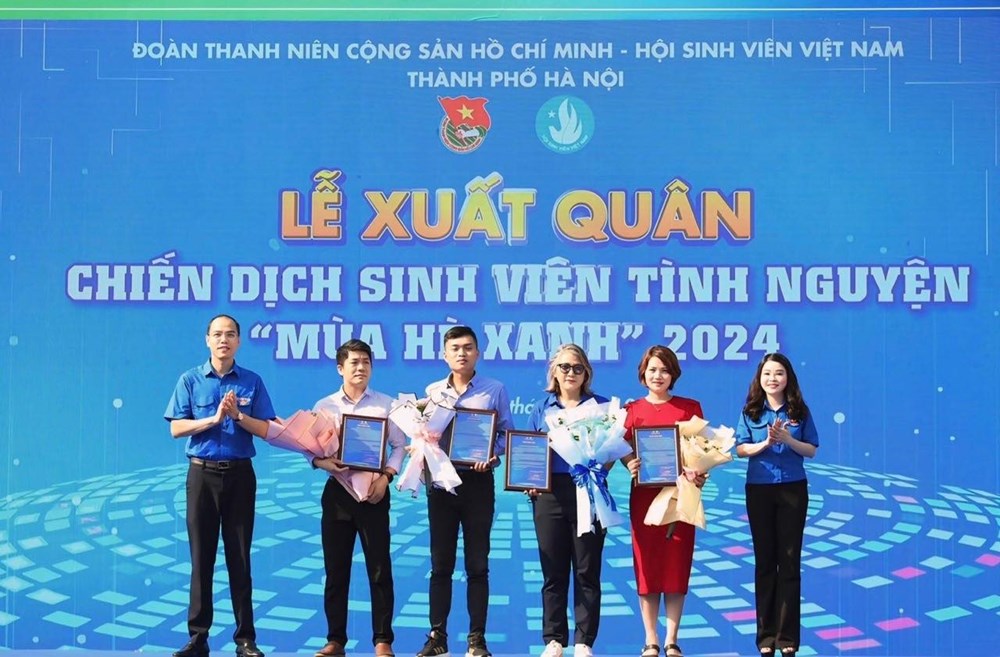 Hà Nội: Xuất quân chiến dịch sinh viên tình nguyện “Mùa hè xanh” 2024 - ảnh 7