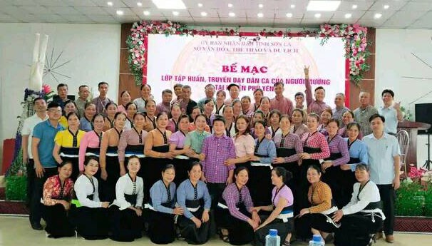 Khơi dậy nét đẹp dân ca truyền thống Mường ở Phù Yên - ảnh 1