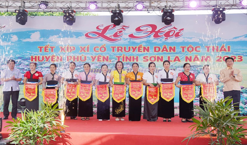Về Sơn La vui “Tết Xíp xí” với người Thái trắng - ảnh 1