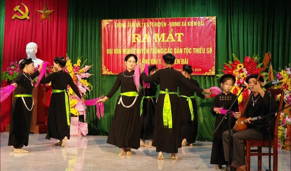 Để văn hóa dân gian các dân tộc trở thành nguồn lực phát triển du lịch - ảnh 2