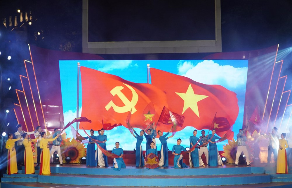 Đặc sắc chương trình nghệ thuật “Khát vọng hùng cường“ - ảnh 1