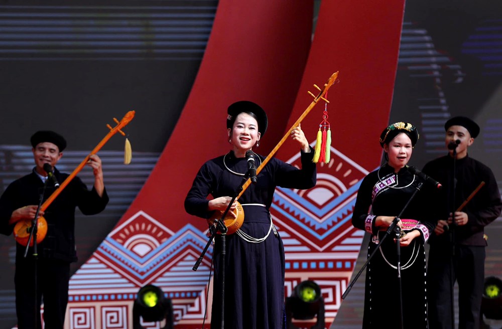 Những hình ảnh ấn tượng tại Liên hoan nghệ thuật hát Then, đàn Tính các dân tộc Tày, Nùng, Thái - ảnh 11