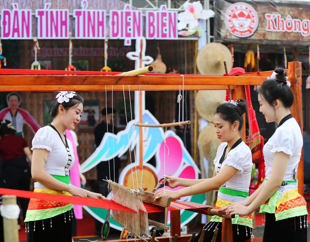 Đặc sắc không gian di sản văn hóa Then tại “Ngôi nhà chung“ - ảnh 6