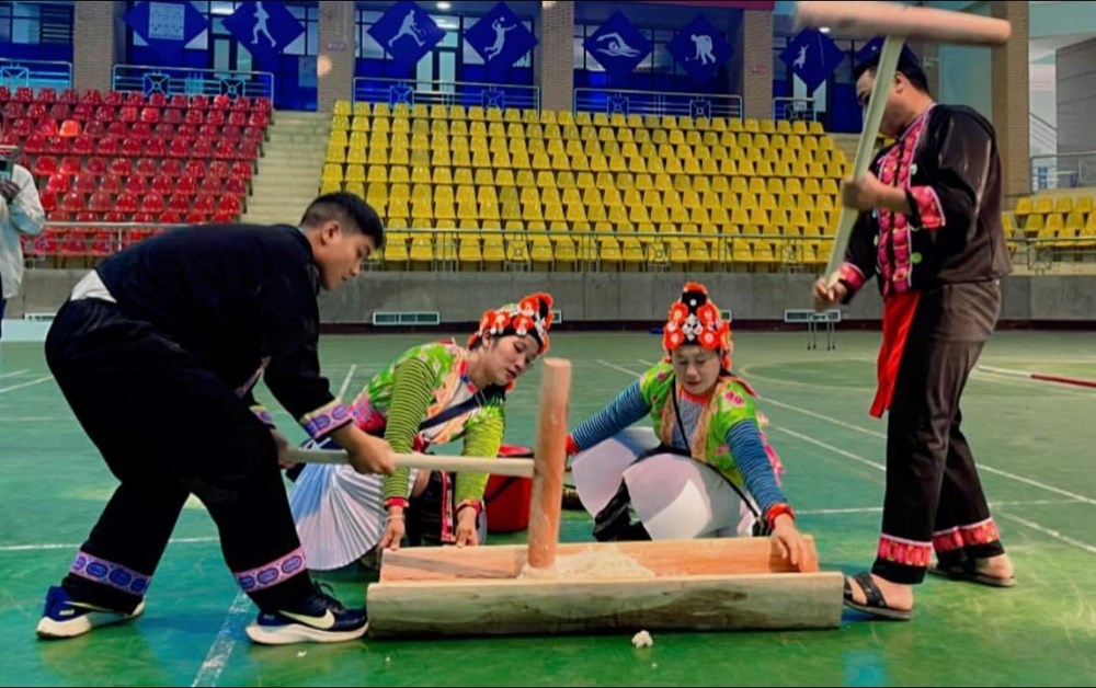 Khai mạc Hội thi thể thao các dân tộc thiểu số Điện Biên - ảnh 2