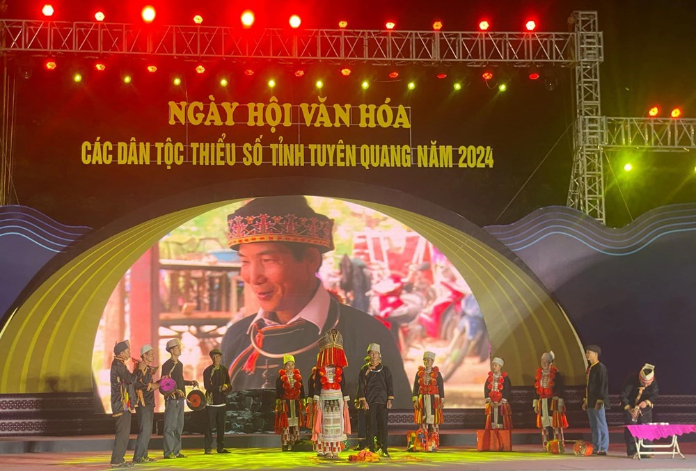 Tích cực bảo tồn, phát huy giá trị văn hóa truyền thống các dân tộc thiểu số - ảnh 1