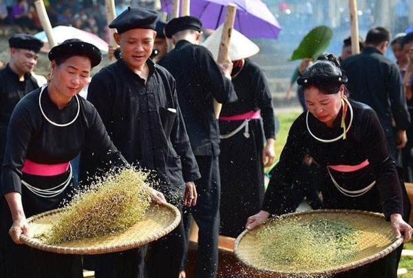 Tích cực bảo tồn, phát huy giá trị văn hóa truyền thống các dân tộc thiểu số - ảnh 2