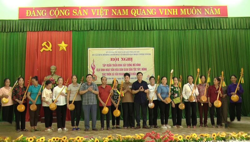 Ra mắt CLB sinh hoạt văn hóa dân gian dân tộc Tày, Nùng ở Hữu Lũng - ảnh 3