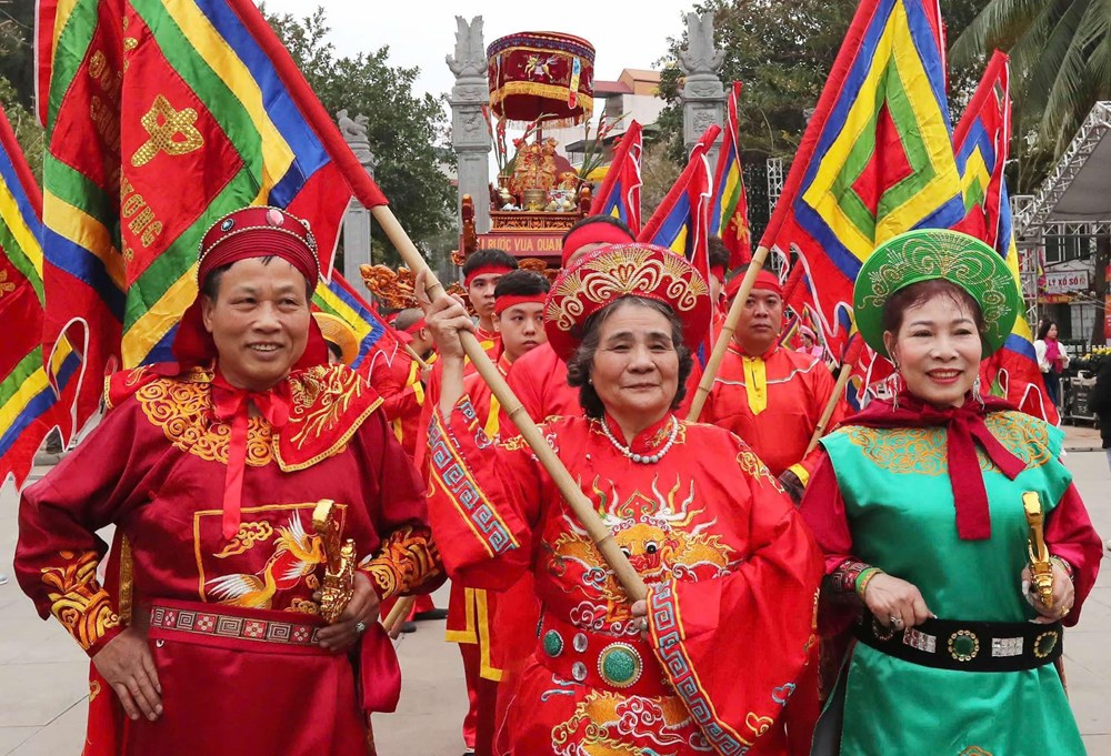 Hàng ngàn người dân và du khách tham dự Lễ hội gò Đống Đa - ảnh 1