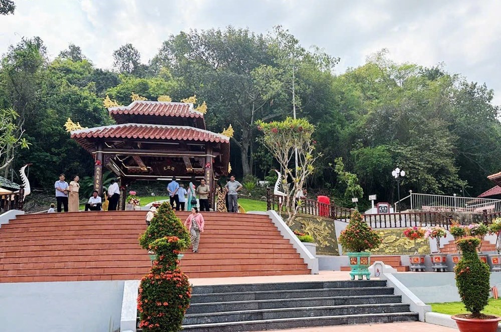 Đầu tư 3,4 tỉ đồng tôn tạo, chỉnh trang di tích thắng cảnh ở Hà Tiên - ảnh 1