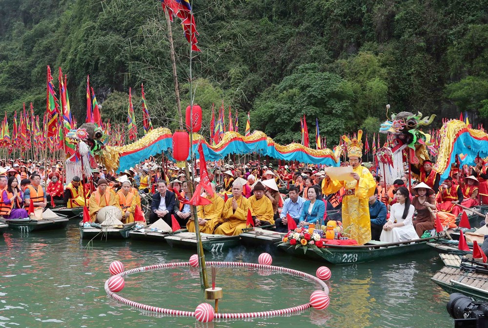 “Tràng An - Di sản ngàn năm, hồn thiêng sông núi