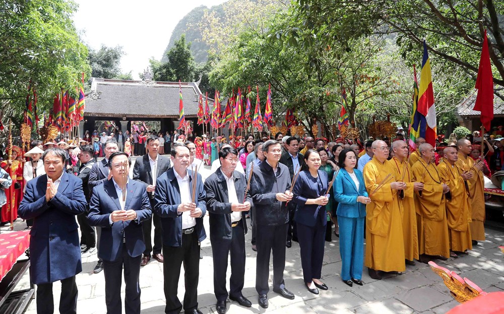 “Tràng An - Di sản ngàn năm, hồn thiêng sông núi
