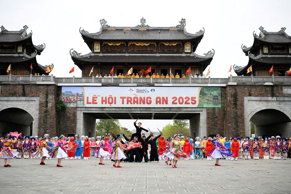 “Tràng An - Di sản ngàn năm, hồn thiêng sông núi