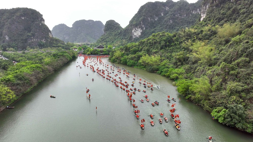 “Tràng An - Di sản ngàn năm, hồn thiêng sông núi