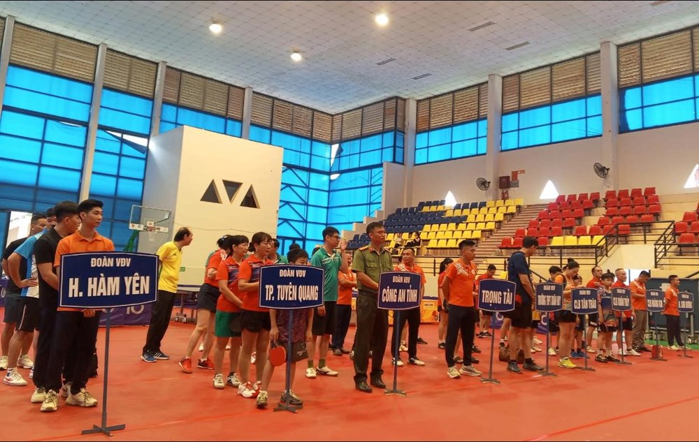 Hơn 120 VĐV tham gia Giải bóng bàn tỉnh Tuyên Quang 2025 - ảnh 2