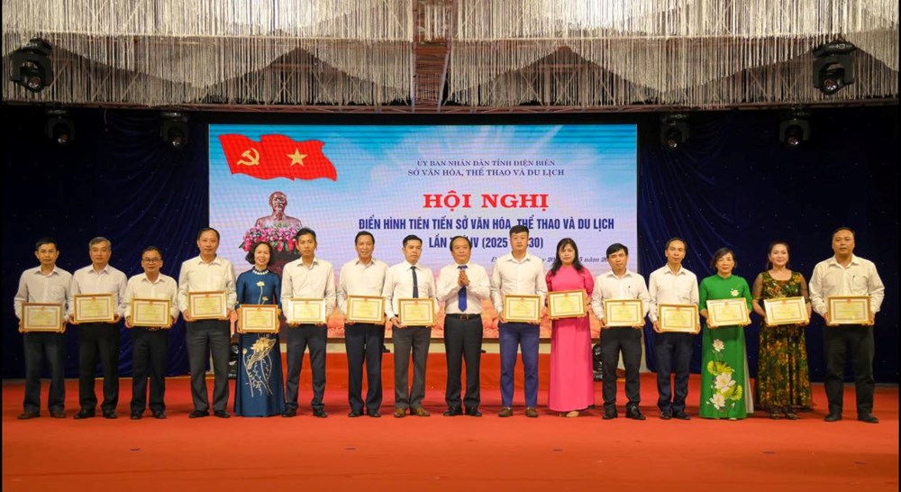 Điện Biên: Biểu dương 56 tập thể, cá nhân điển hình tiên tiến ngành VHTTDL - ảnh 2