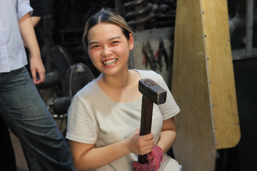 Độc đáo tour trải nghiệm làng rèn Đa Sỹ - ảnh 5