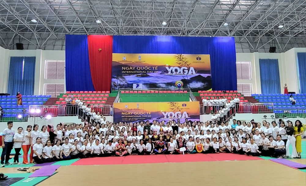 Ngày Quốc tế Yoga lần thứ XI năm 2025 tại Lai Châu - ảnh 1