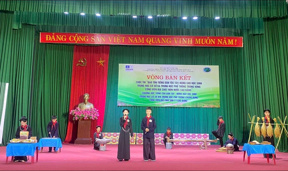 Gìn giữ, phát huy ngôn ngữ dân tộc trong giới trẻ vùng non nước Cao Bằng - ảnh 2
