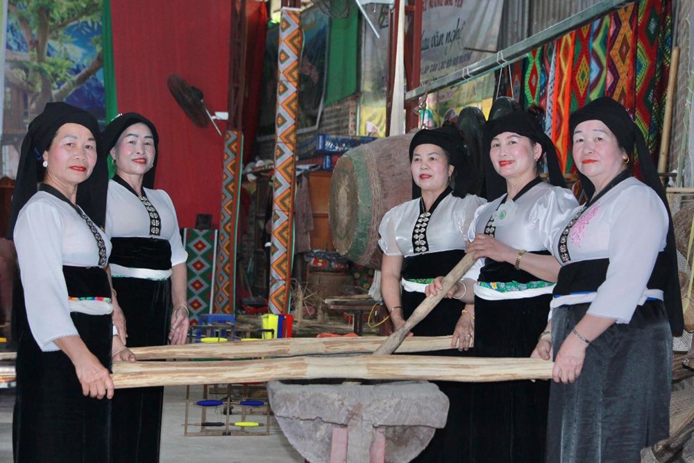 Bảo tồn, phát huy bản sắc văn hóa dân tộc Mường ở Bắc Yên - ảnh 4