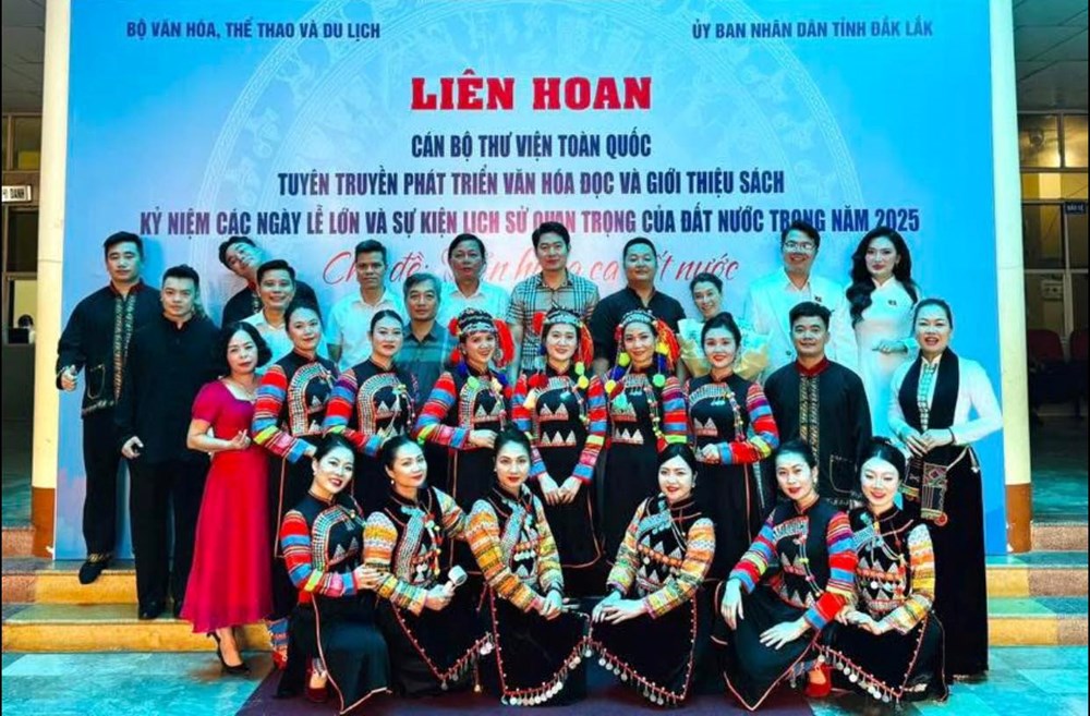 Thư viện Điện Biên đoạt giải xuất sắc tại Liên hoan cán bộ thư viện toàn quốc - ảnh 4