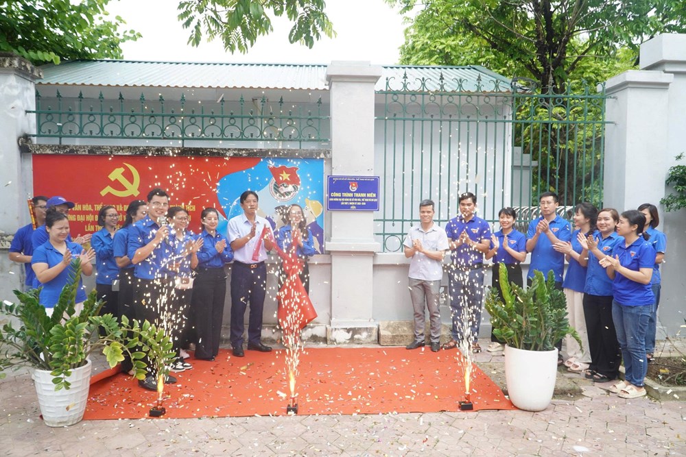 Đoàn cơ sở Sở VHTTDL Điện Biên khánh thành công trình thanh niên - ảnh 1