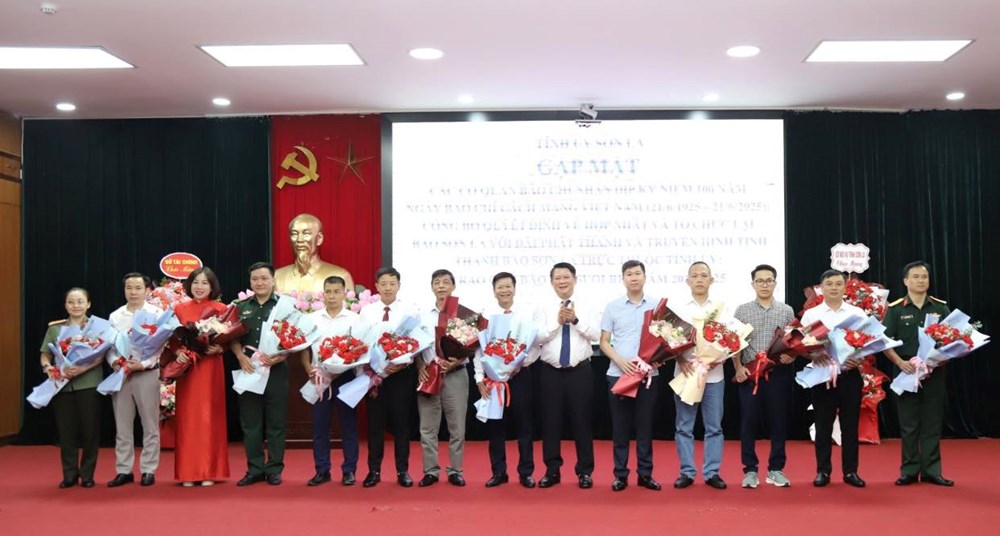 Gặp mặt các cơ quan báo chí nhân kỷ niệm 100 năm Ngày Báo chí cách mạng Việt Nam - ảnh 1