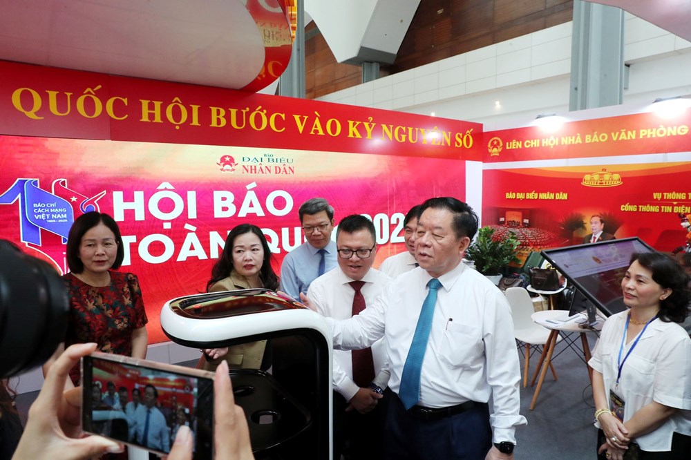 100 năm báo chí cách mạng Việt Nam đồng hành cùng dân tộc - ảnh 4