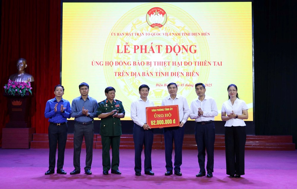 Điện Biên tiếp nhận hơn 10 tỷ đồng ủng hộ đồng bào bị thiệt hại do thiên tai - ảnh 1