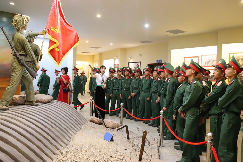 Điểm đến hấp dẫn trong hành trình trở lại chiến trường xưa - ảnh 2