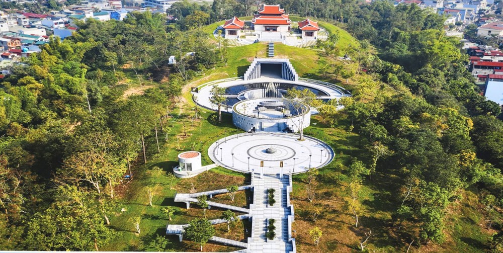 Khúc tráng ca của lòng yêu nước và khát vọng hòa bình - ảnh 1
