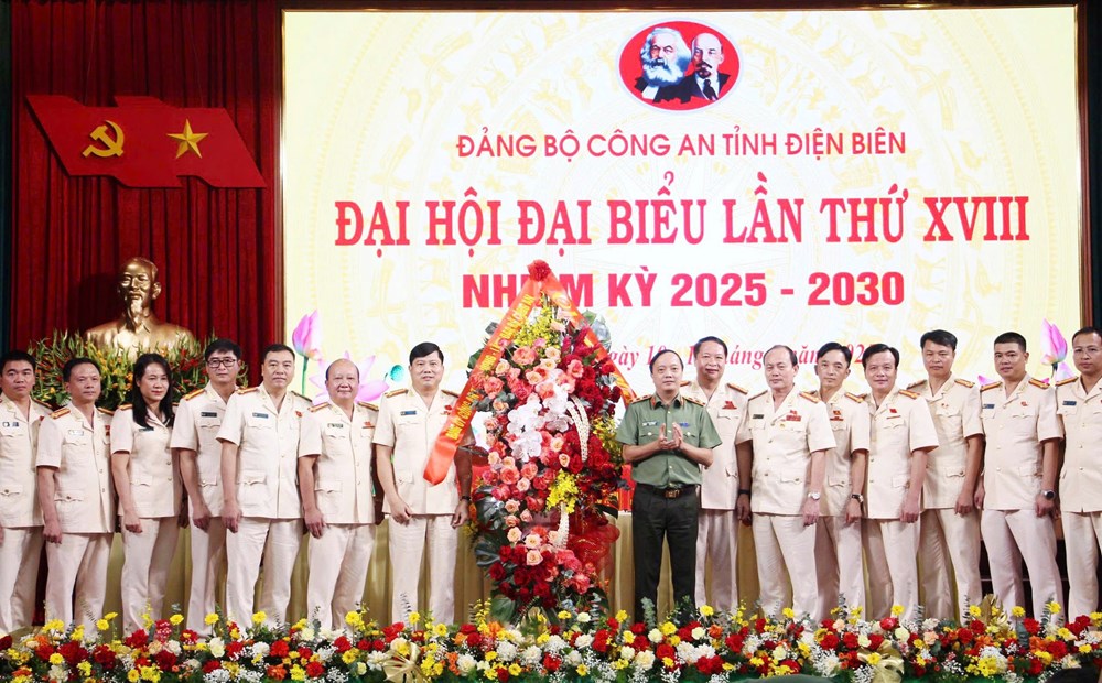 Phát huy truyền thống vẻ vang xây dựng Điện Biên vững mạnh, giàu đẹp - ảnh 1