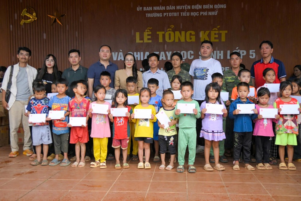 Sở VHTTDL Điện Biên chung tay hỗ trợ người dân thiệt hại do mưa lũ - ảnh 5