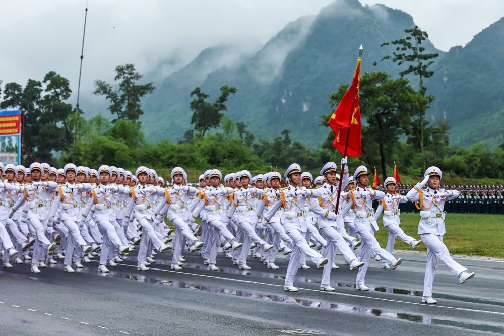 Tổng hợp luyện lực lượng diễu binh, diễu hành thực hiện nhiệm vụ A80 - ảnh 9