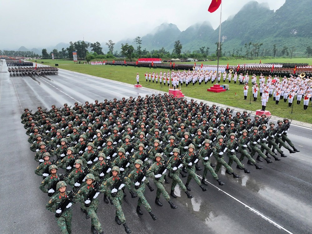Tổng hợp luyện lực lượng diễu binh, diễu hành thực hiện nhiệm vụ A80 - ảnh 5