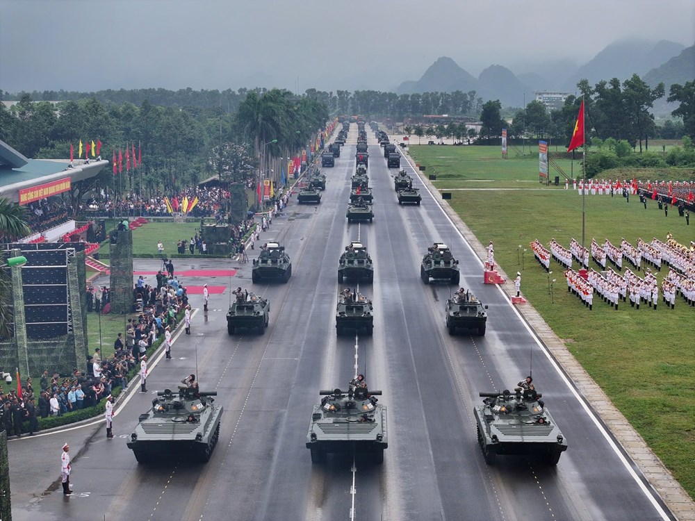 Tổng hợp luyện lực lượng diễu binh, diễu hành thực hiện nhiệm vụ A80 - ảnh 20