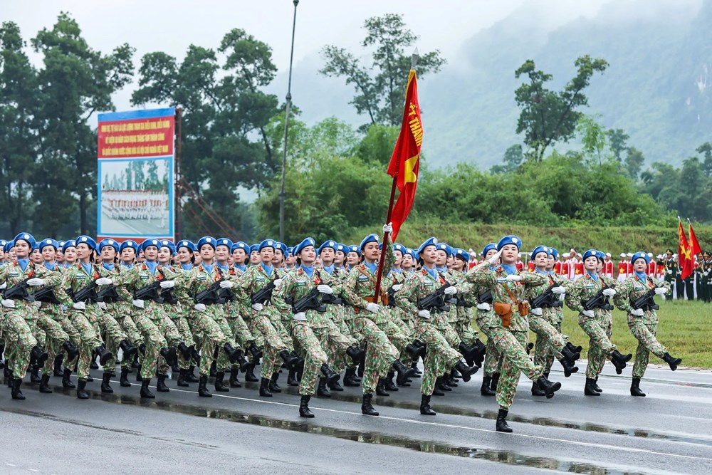 Tổng hợp luyện lực lượng diễu binh, diễu hành thực hiện nhiệm vụ A80 - ảnh 16