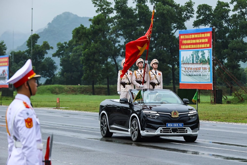 Tổng hợp luyện lực lượng diễu binh, diễu hành thực hiện nhiệm vụ A80 - ảnh 2