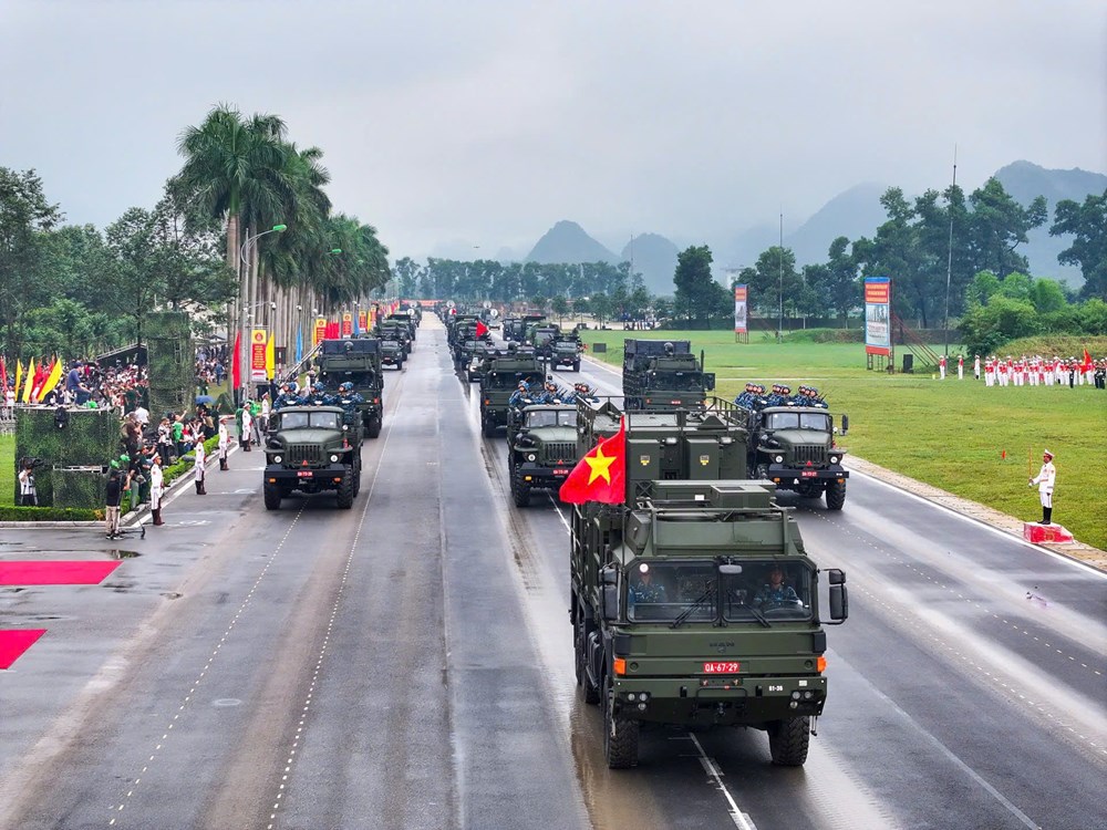 Tổng hợp luyện lực lượng diễu binh, diễu hành thực hiện nhiệm vụ A80 - ảnh 26