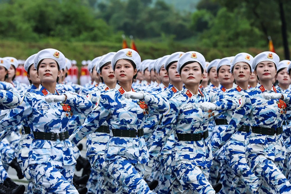 Tổng hợp luyện lực lượng diễu binh, diễu hành thực hiện nhiệm vụ A80 - ảnh 12