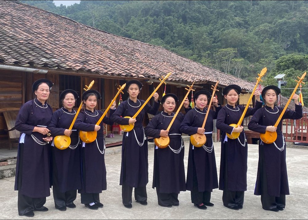 Phát huy giá trị dân ca, dân vũ gắn với phát triển du lịch - ảnh 1