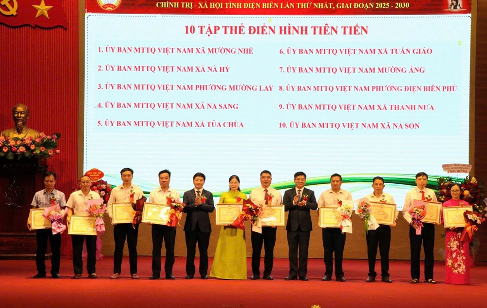 Điện Biên tôn vinh 75 tập thể, cá nhân điển hình tiên tiến - ảnh 1