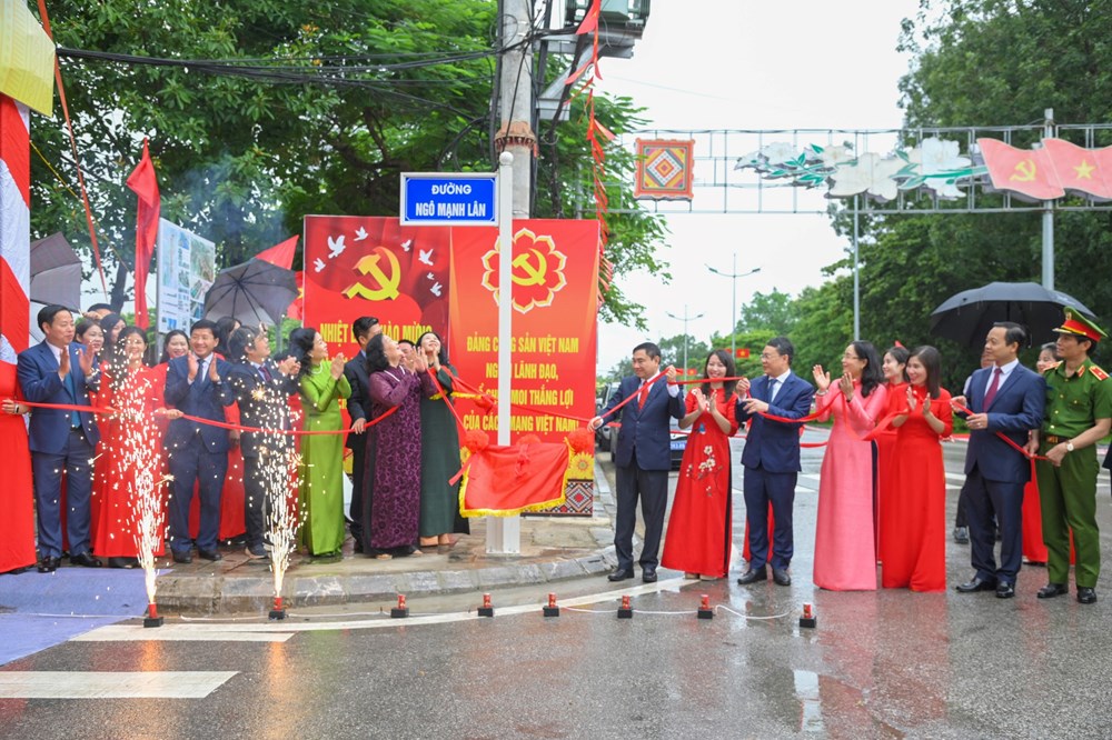 Điện Biên đặt tên 14 tuyến phố, tri ân văn nghệ sĩ và anh hùng liệt sĩ - ảnh 1