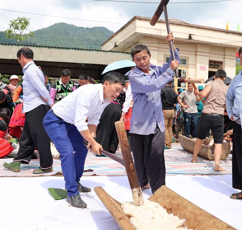 Về Suối Tọ vui hội với đồng bào dân tộc Mông - ảnh 4